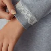 Camicia da Notte Aperta con Dettagli in Pizzo