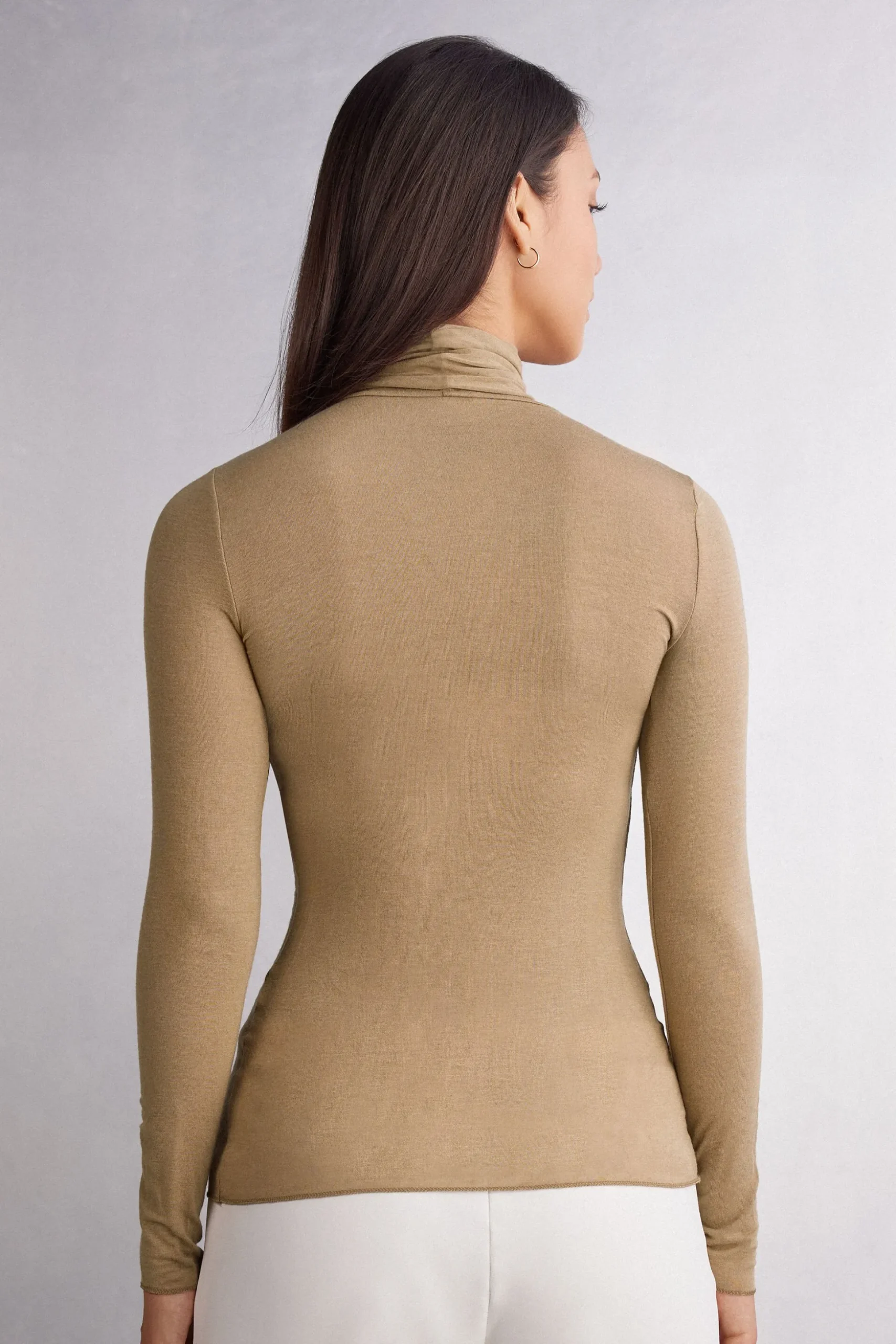Maglia in Modal Ultralight con Cashmere Collo Alto