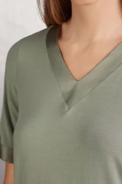 Maglia Manica Corta in Modal Satin Details