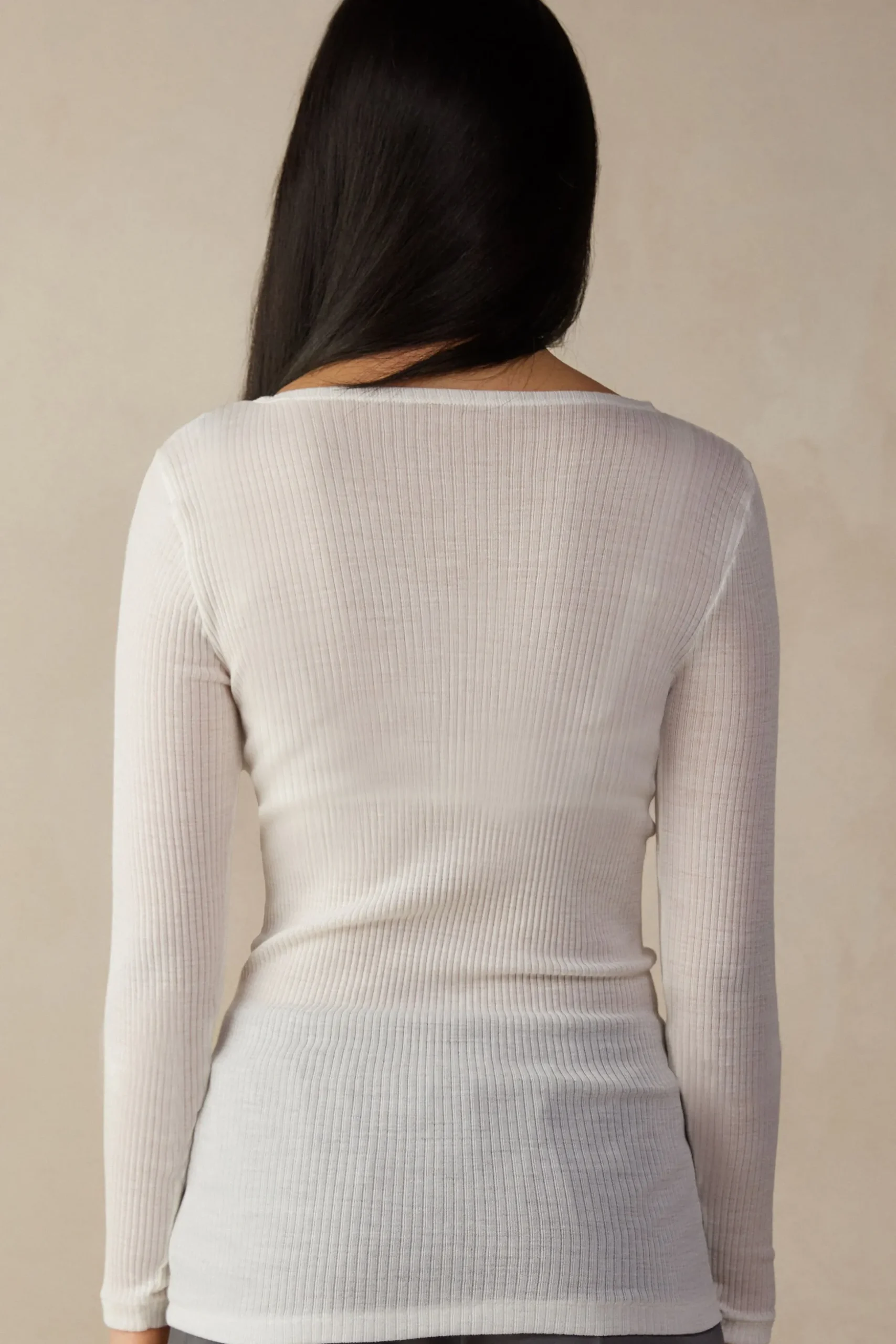 Maglia Manica Lunga a Girocollo Ampio in Lana e Seta