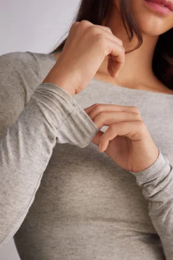 Maglia Manica Lunga in Modal con Cashmere e Scollo a Barchetta