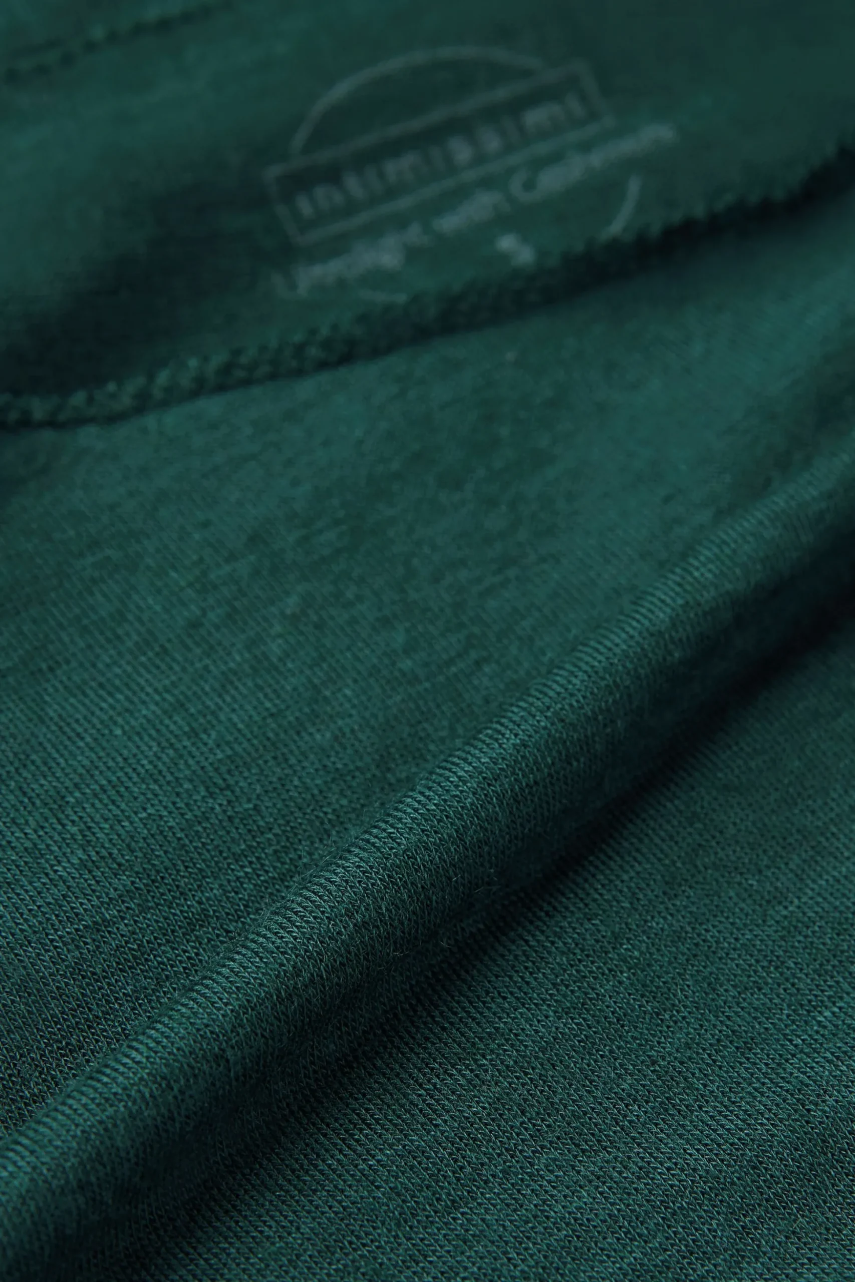 Maglia Manica Lunga in Modal con Cashmere e Scollo a Barchetta