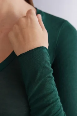 Maglia Scollo a V in Modal Ultralight con Cashmere