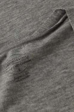 Maglia Scollo a V in Modal Ultralight con Cashmere