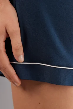 Pantaloncino in Modal con Profili a Contrasto