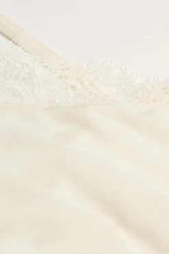 Top in Modal Ultralight con Cashmere con Pizzo